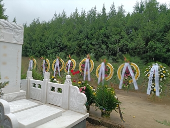 为某影视明星提供安葬礼仪服务