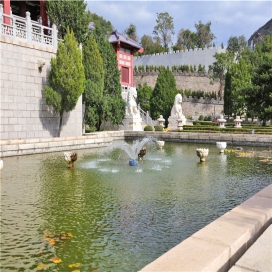 怀思堂水系风景