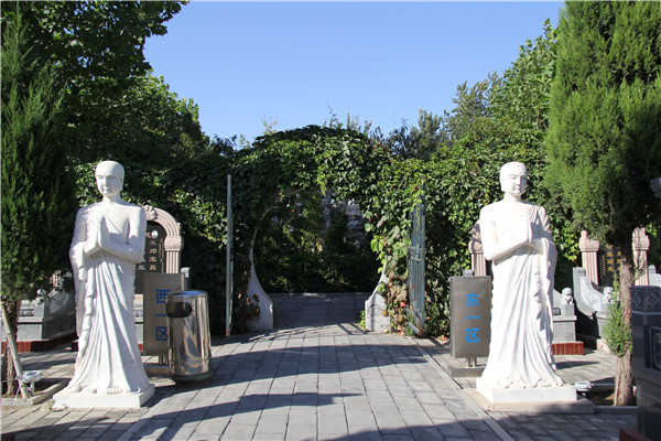 陵园东一区墓地