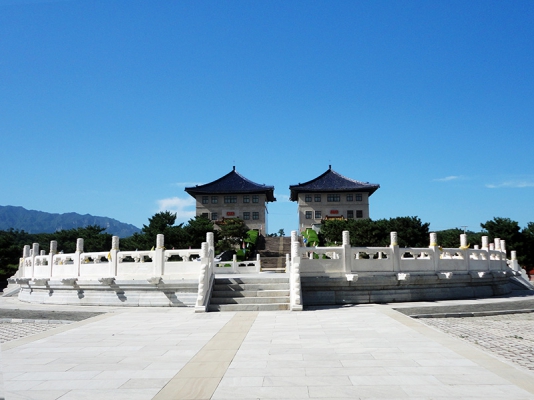 世界华侨陵园广场